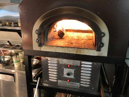 Chicago Brick Oven - The CBO 750 HYBRID Without Skirt (Gas & Wood fired)