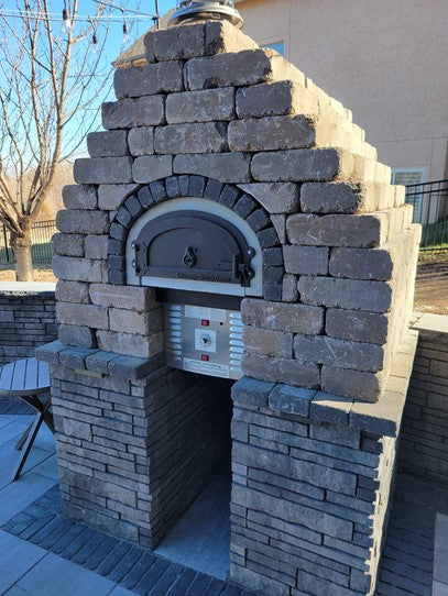 Chicago Brick Oven - The CBO 750 HYBRID Without Skirt (Gas & Wood fired)