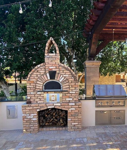 Chicago Brick Oven - The CBO 750 HYBRID Without Skirt (Gas & Wood fired)